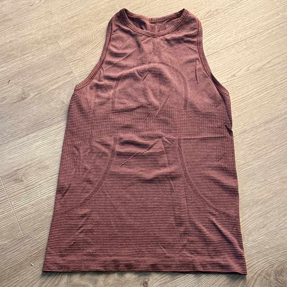 Lululemon Swiftly Tech High Neck Women’s Sleeveless Ribbed Tank Top - Burgundy